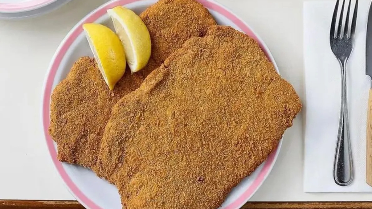 Cocinaron el rostro de un famoso por el día de la milanesa